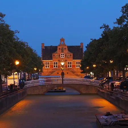 Hébergement de vacances In Holland By Water With Sauna Simonshaven