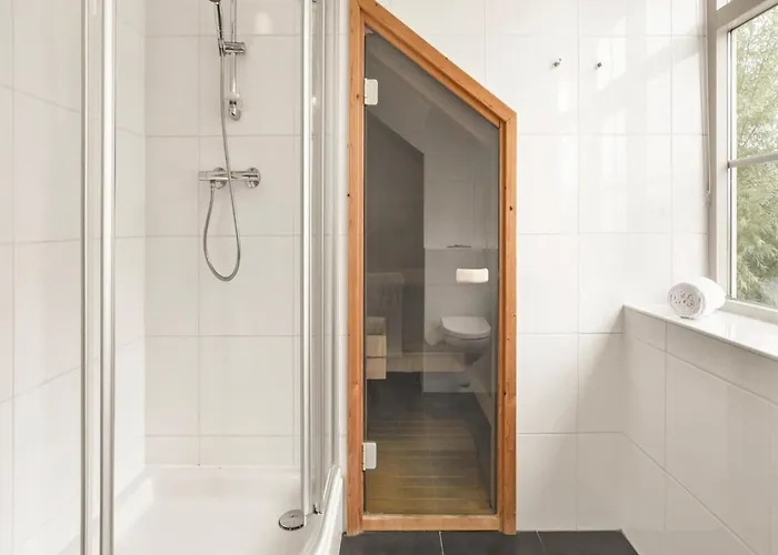 In Holland By Water With Sauna Дом отдыха *