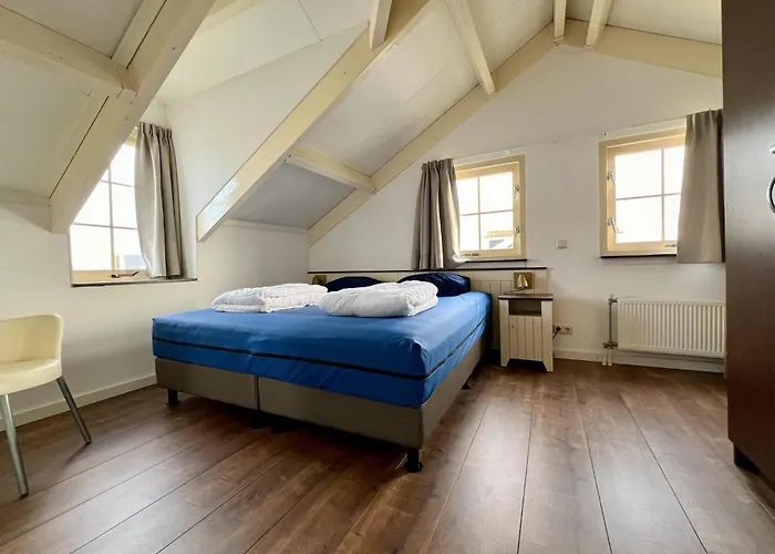 Дом отдыха In Holland By Water With Sauna